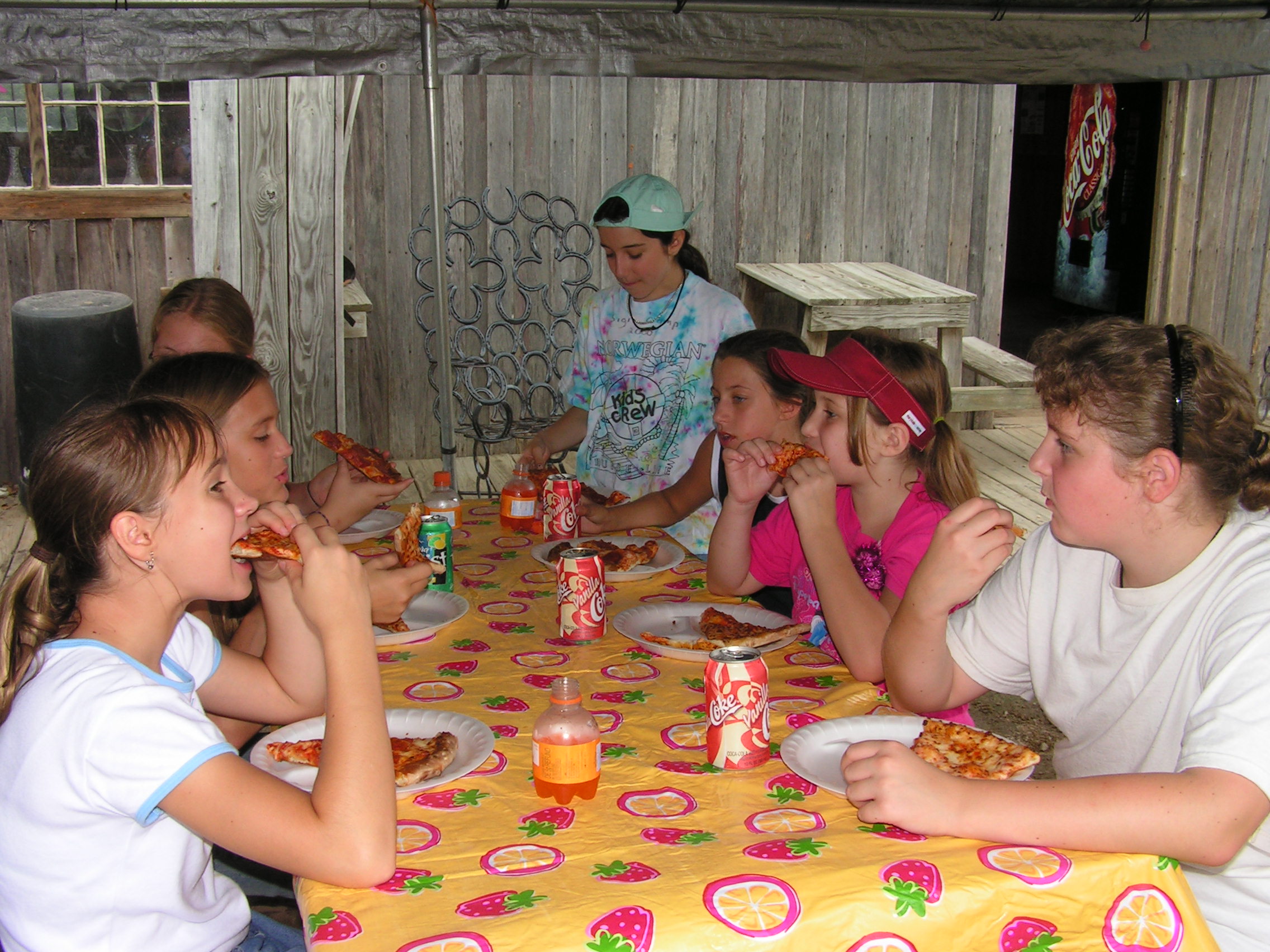 ./2004/J and H Stables/cars 11th horse party 04-0028.JPG